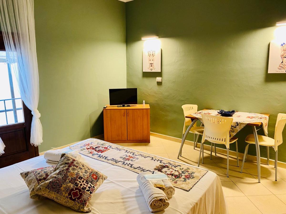 Angelo Apartments & Rooms Trapani Eksteriør billede